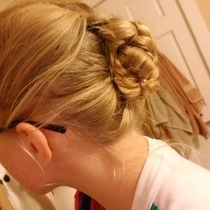 Meet your Posher, Chloe